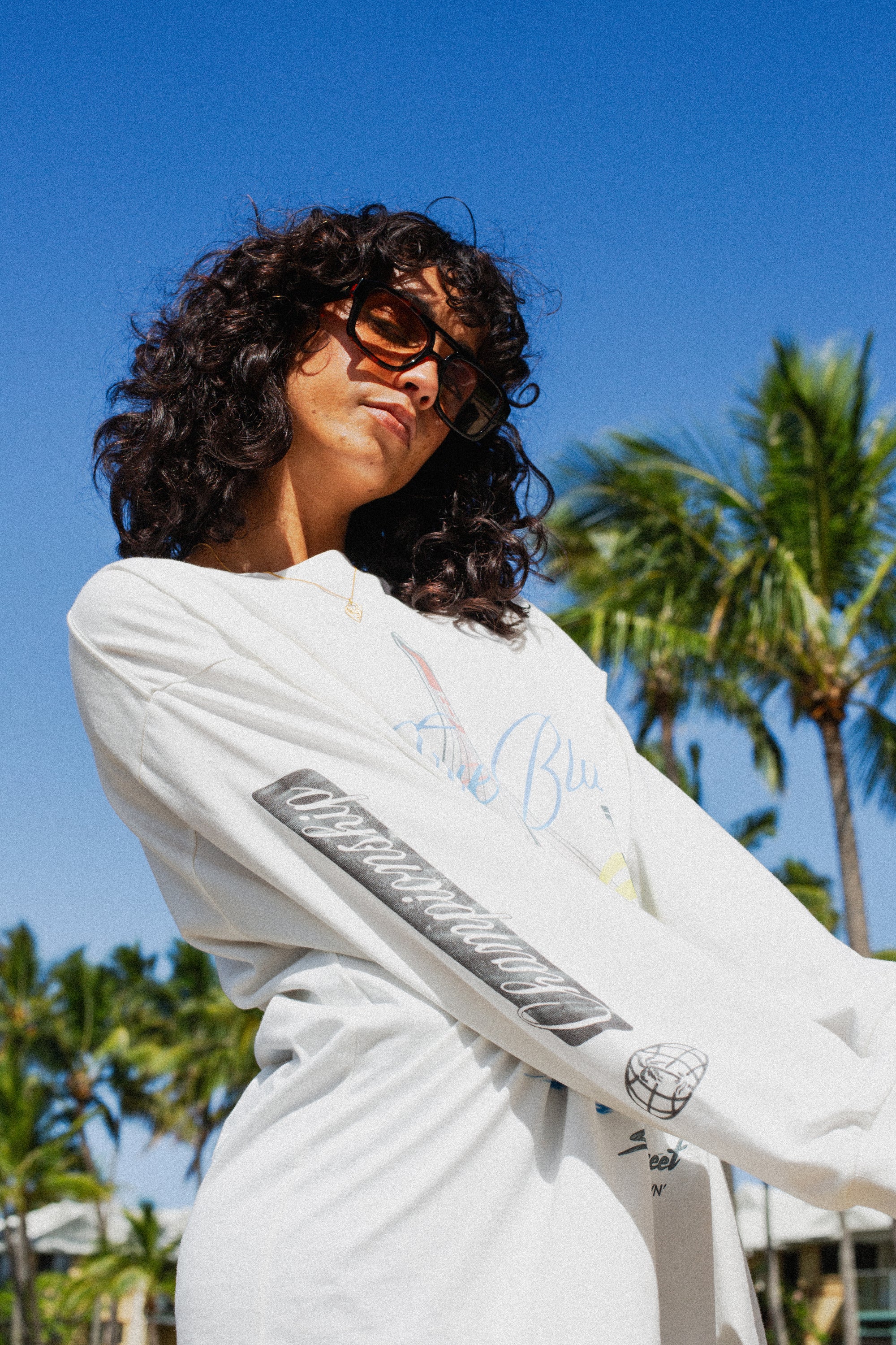 SEA STREET LONG SLEEVE T-SHIRT - TRUE BLUE