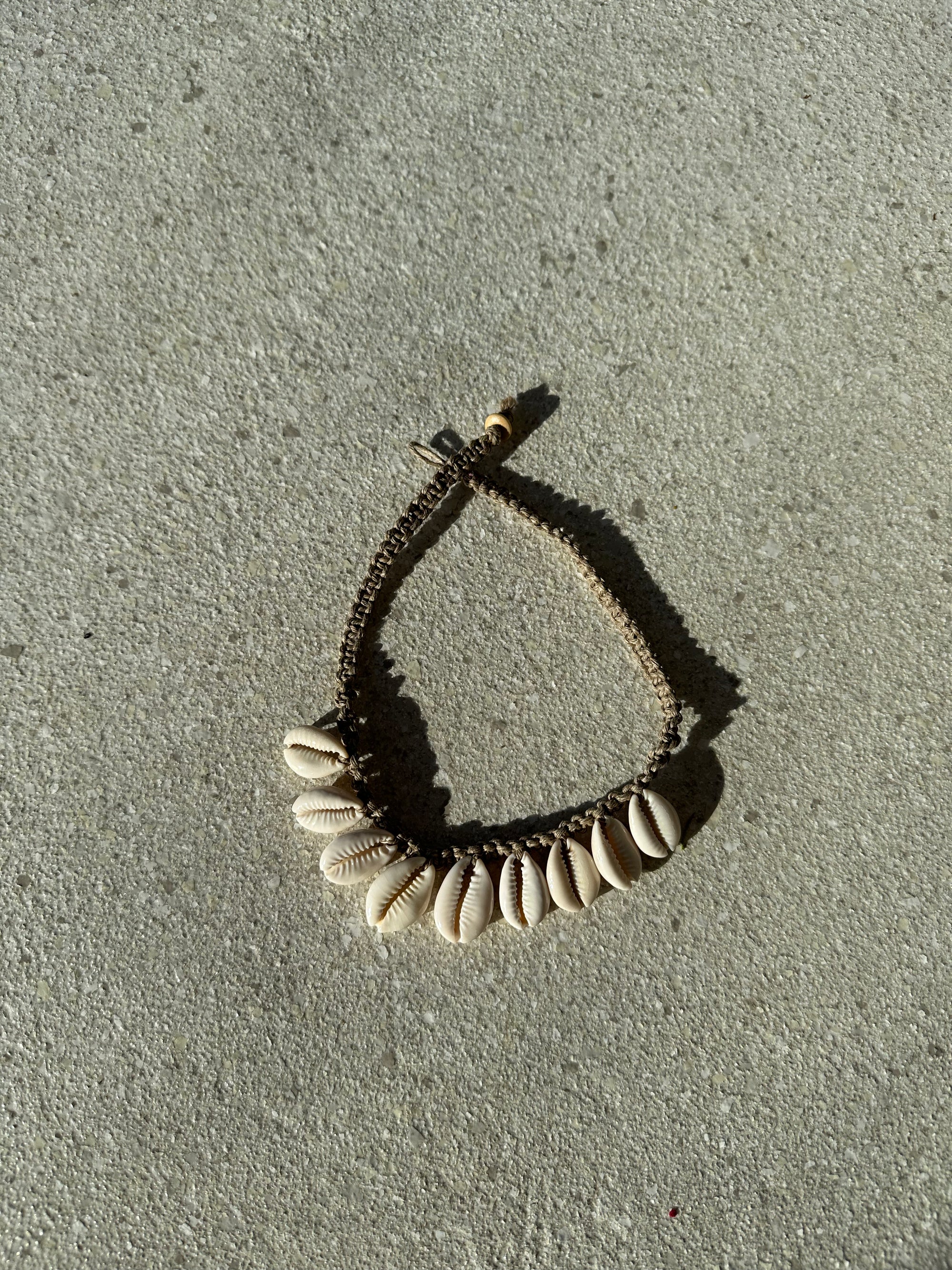 COWRIE SHELL NECKLACE