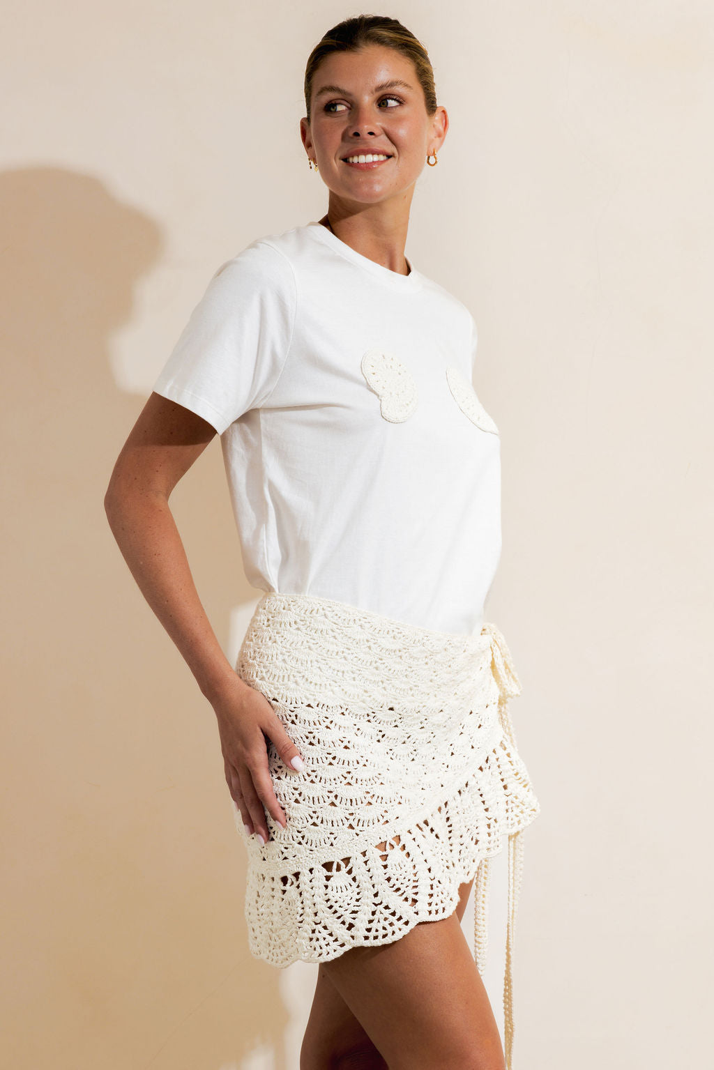 SAND CROCHET T-SHIRT - CREAM