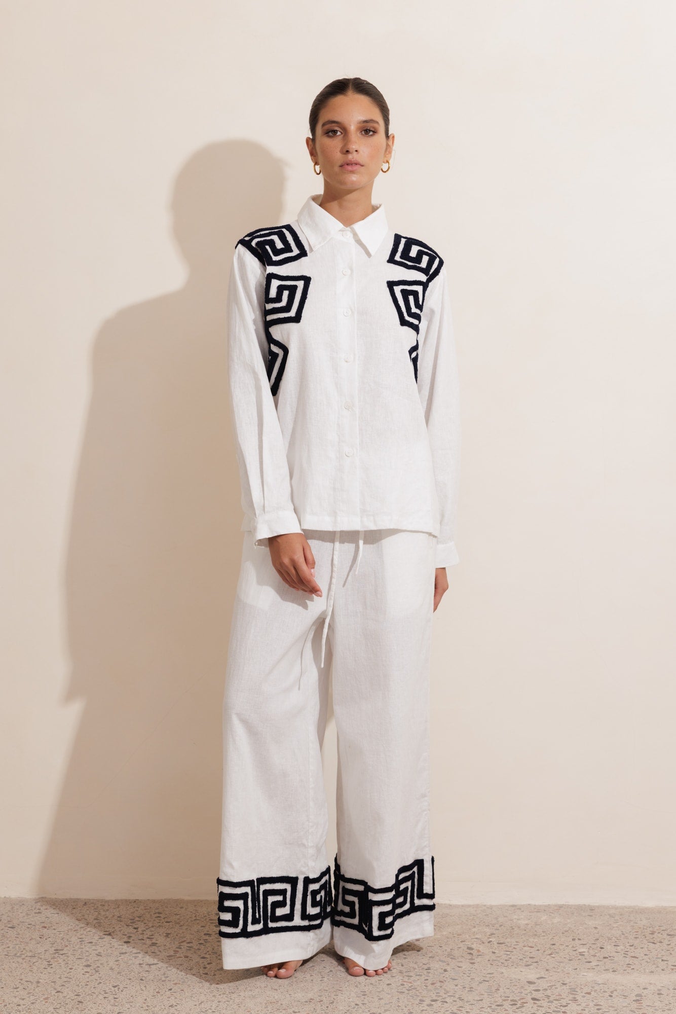 CABANA LONG SLEEVE LINEN SHIRT - WHITE & NAVY