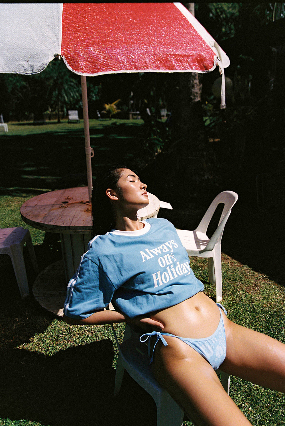 SEA STREET - ALWAYS ON HOLIDAYS TEE