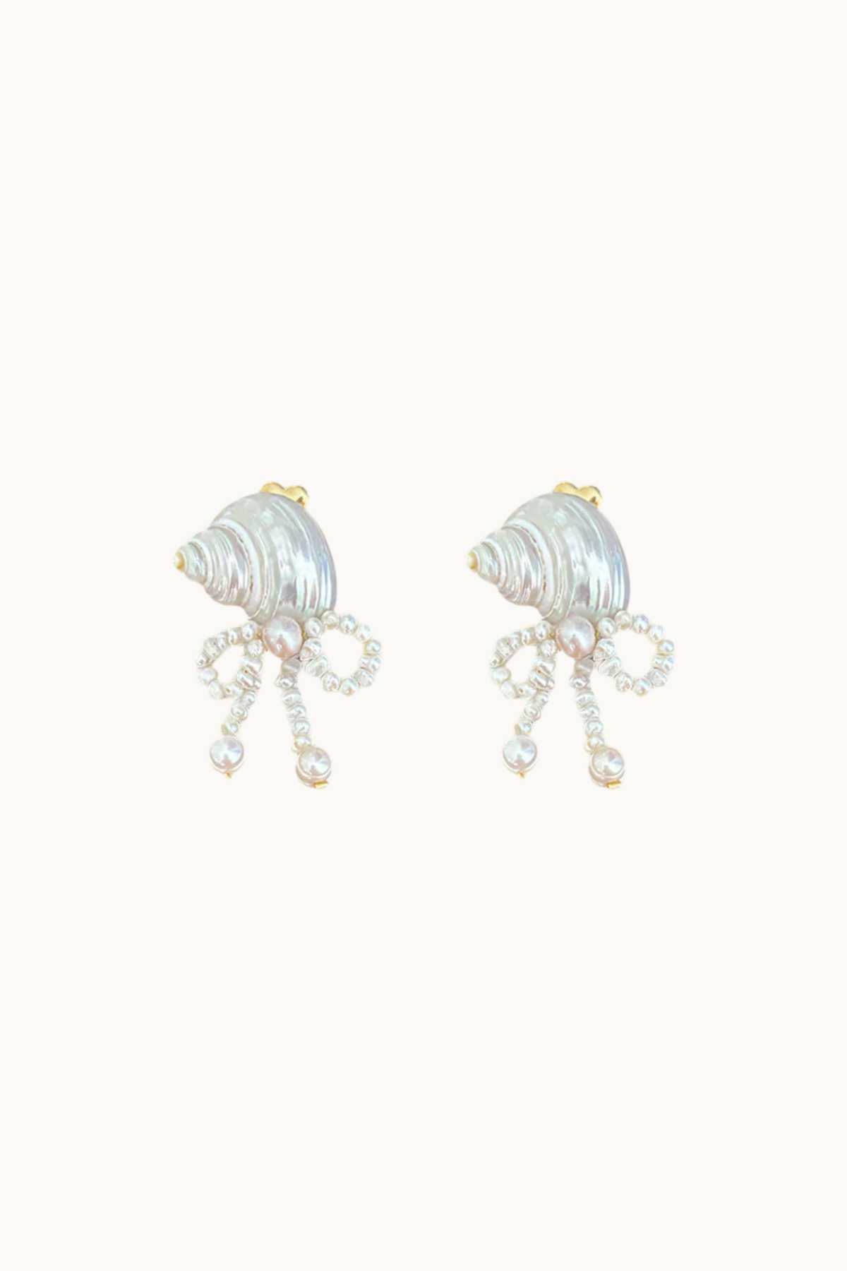 SHELL BOW EAR RINGS