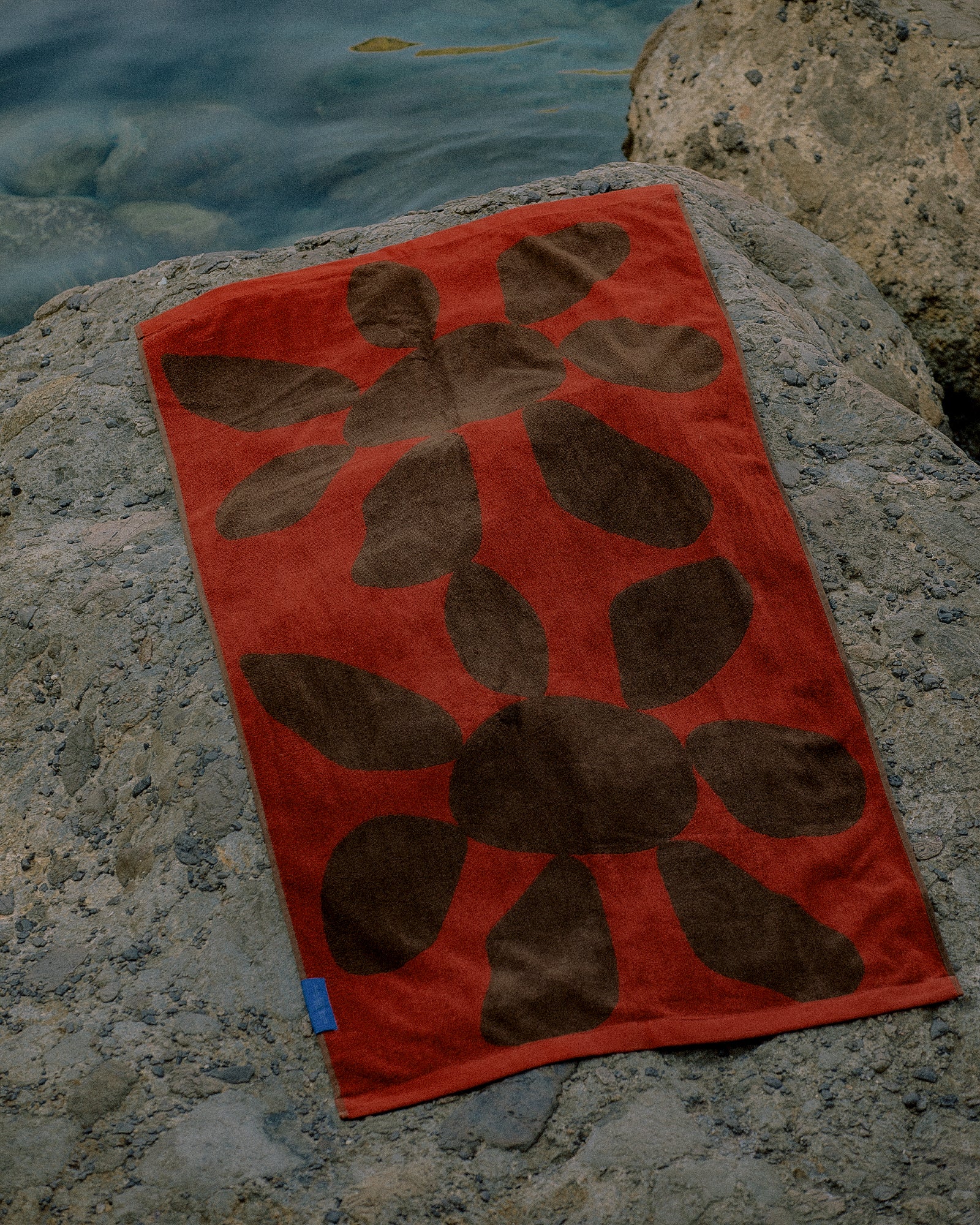 CALVI TOWEL - RED